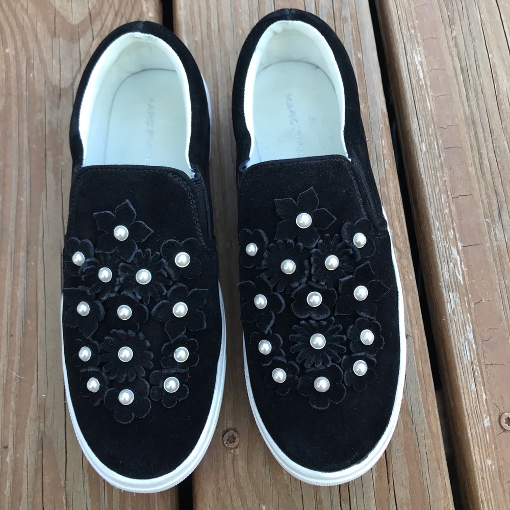 Marc Fisher Sneaker Slip On - Picture 9 of 13